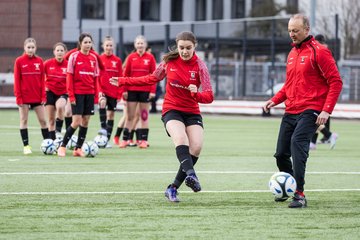 Bild 109 - wBJ FC St. Pauli - Walddoerfer SV : Ergebnis: 3:4